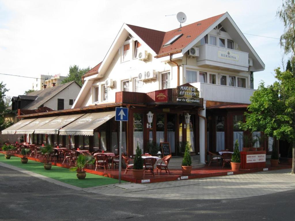 Hermina Panzio Siofok Bagian luar foto